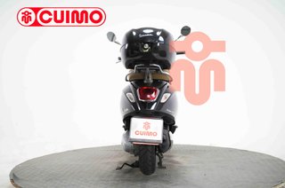 VESPA PRIMAVERA 125
