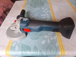 Radial GWS 18V-10 EC Bosch