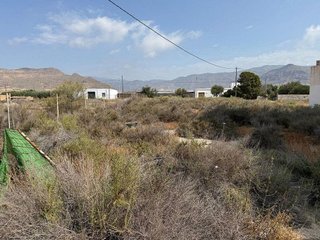 Terreno en venta en Roquetas Centro en Roquetas de Mar
