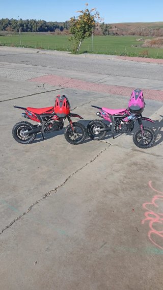 Mini Moto ROAN 49cc 2T Rosa y otra roja Nuevas