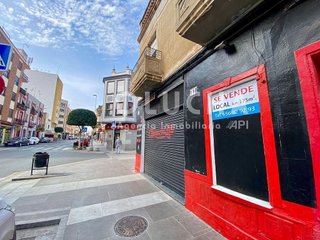 Local comercial en venta en Onda