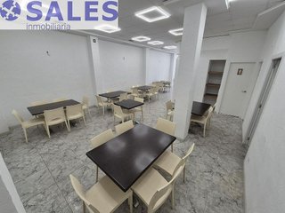 Local comercial en venta en Zona Avenida al Vedat en Torrent