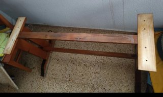 Mesa de comedor grande de madera