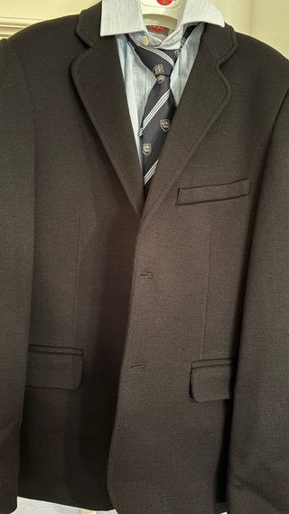 Traje comunión niño azul marino y beige
