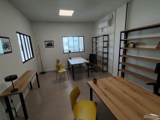 Oficina en alquiler en Lucena