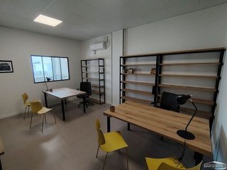 Oficina en alquiler en Lucena