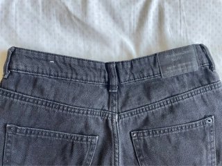 Pantalón corto vaquero negro