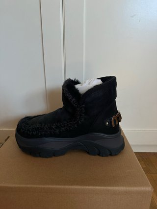 MOU Sneakers Chunky Big Logo T.36