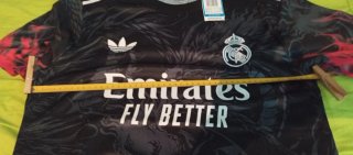 Camiseta deportiva con Dragón.