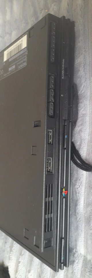 PlayStation 2 Slim SCPH-77004