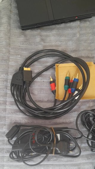PlayStation 2 Slim SCPH-77004