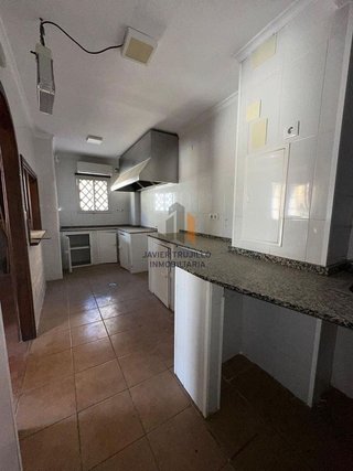 Local comercial en venta en Poniente-Faro en Vélez-Málaga