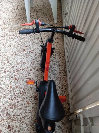 Bicicleta infantil naranja