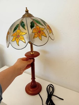 Lampada da tavolo stile Tiffany