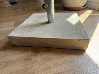Base sombrilla cemento 40kg