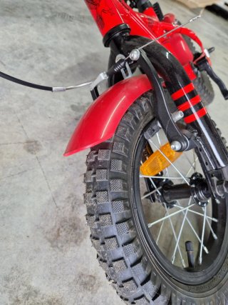 Bicicleta infantil roja 12 pulgadas 3 o 4 años
