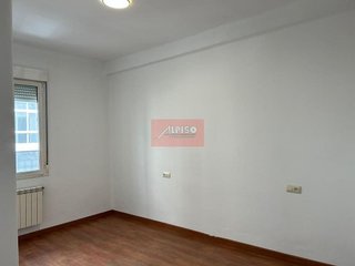 Piso en alquiler en Centro en Ourense
