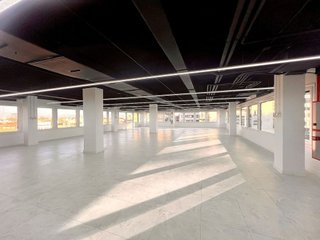 Oficina en alquiler en Castillejos en Madrid