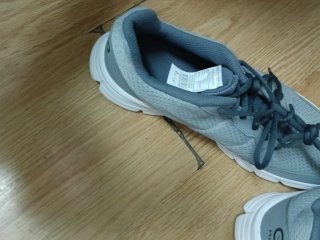 Zapatillas Kalenji Talla 43 Gris y Blanco