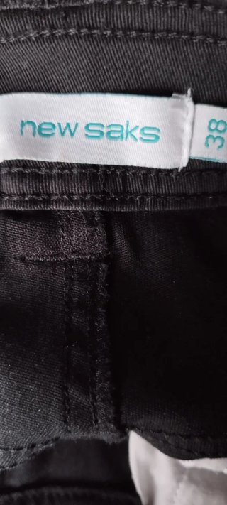 Pantalón negro New Saks Talla 38