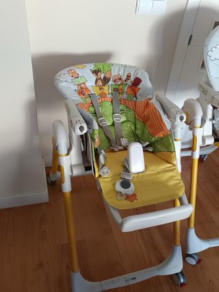 Trona de bebé con estampado infantil NEGOCIABLE!!!