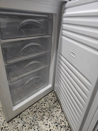 Congelador Indesit