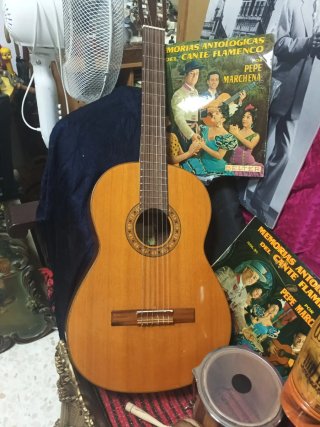 Collezione Pepe Marchena: Strumenti e Dischi