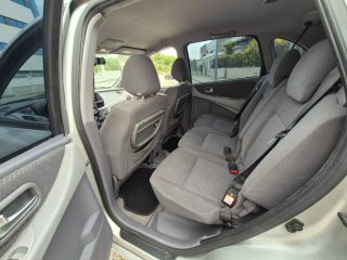 Nissan Almera Tino  1.8i 116CV 126.000km 007