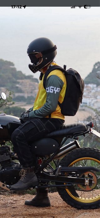 Mochila Herschel Negra + Gafas Moto + camis