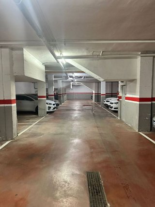 Garaje en venta en L'Eixample en Figueres