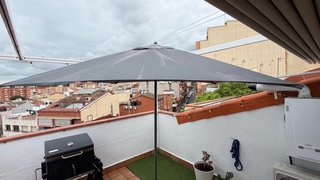 Parasol gris + pie 25L