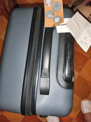 Maleta de viaje 39L - 63x42x27cm