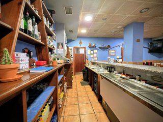 Local comercial en alquiler en La Pola Siero en Siero