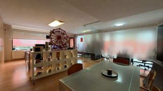 Local comercial en alquiler en Bola de Oro - Serrallo en Granada