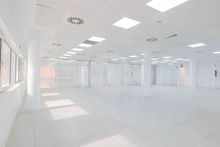 Oficina en alquiler en Simancas en Madrid