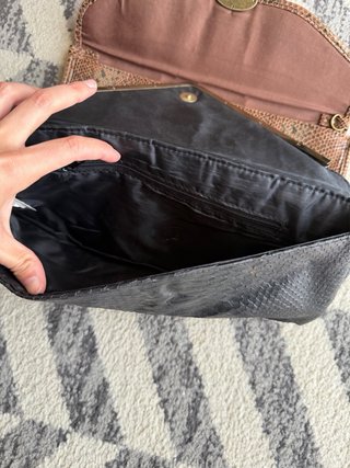 Lote 2 bolsos de mano (negro y marrón)