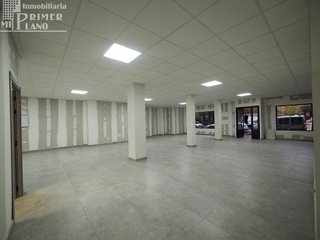 Local comercial en alquiler en Tomelloso