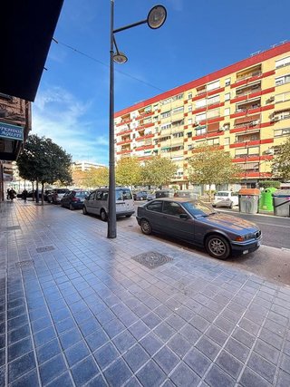 Local comercial en alquiler en Campanar en Valencia