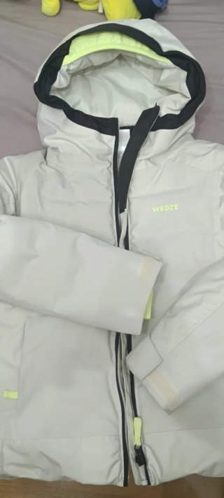 Chaqueta de nieve Talla 10 años (usada 1 vez)
