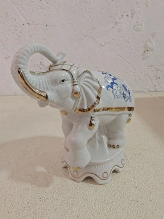 Figuras Buda y Elefante Porcelana Azul y Oro