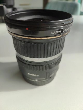Objetivo Canon EF-S 10-22mm f/3.5-4.5 USM.