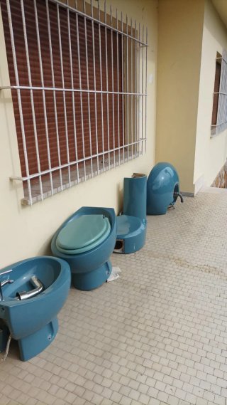 Conjunto Baño Cerámica. 70s. CERAMICHE SENESI