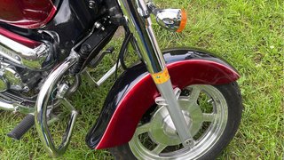 Moto Cruiser 250cc Negra y Roja Aquila hyosung 250