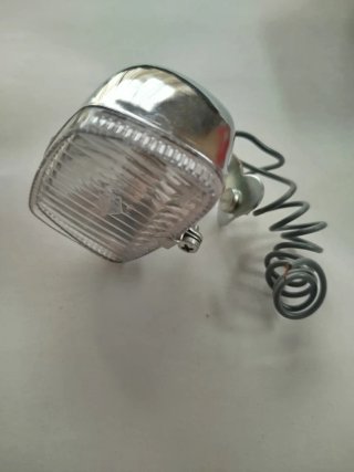 Faro de bicicleta antiguo