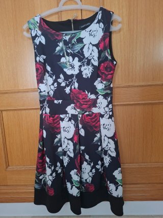 Vestido floral talla M