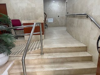 Oficina en alquiler en Centro en Almería