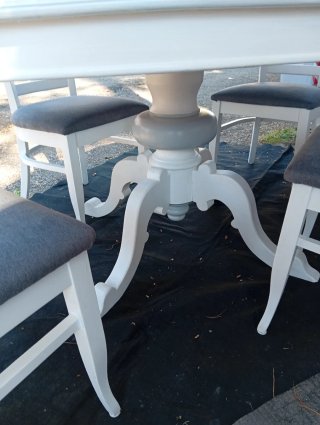 Tavolo allungabile e 4 sedie shabby chic