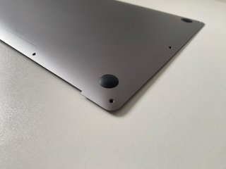 Tapa MacBook Air 13” M1 13 A2337 Md. 2020 Original