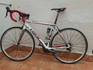 Bicicleta de carretera Trek