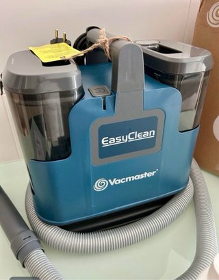 NUEVA!! Limpiatapicerias Vacmaster easyclean